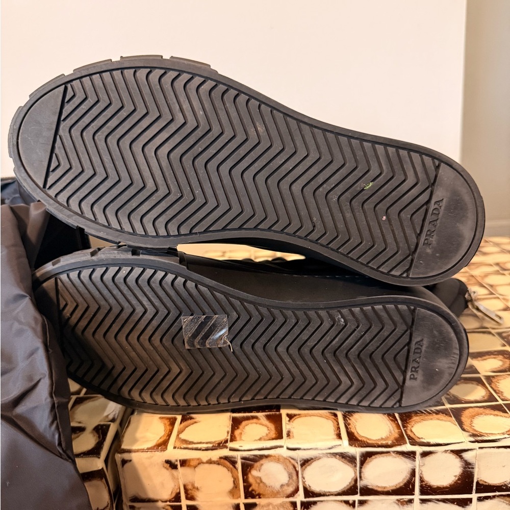 ✨ Prada Monolith Nylon Combat Boots w/ Detachable Pouch — Size 7.5B ✨ - Picture 5 of 6